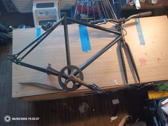 Nice fixie frame good condition