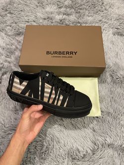 Burberry Shoes