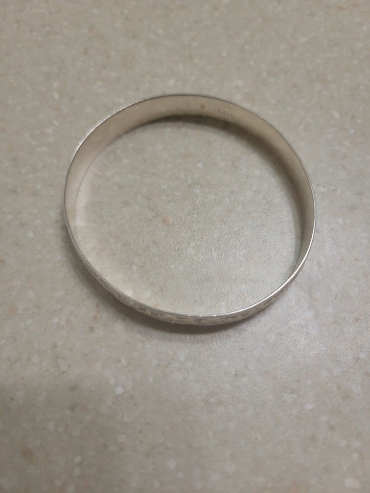 Sterling Silver Bracelet . Weight Is 22.2 Grams