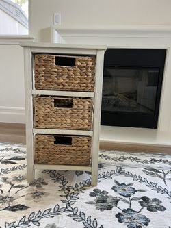 Farmhouse 3 Drawer Cabinet