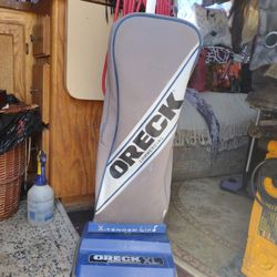 Vacuum  Oreck EX