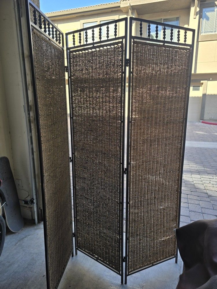 Room Divider