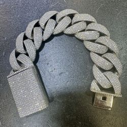 Bust Down Cuban Bracelet 