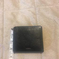 Fossil  Logan Leather RFID-Blocking Mini Multifunction Bifold Wallet