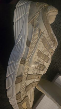 Nike P-6000 size 11