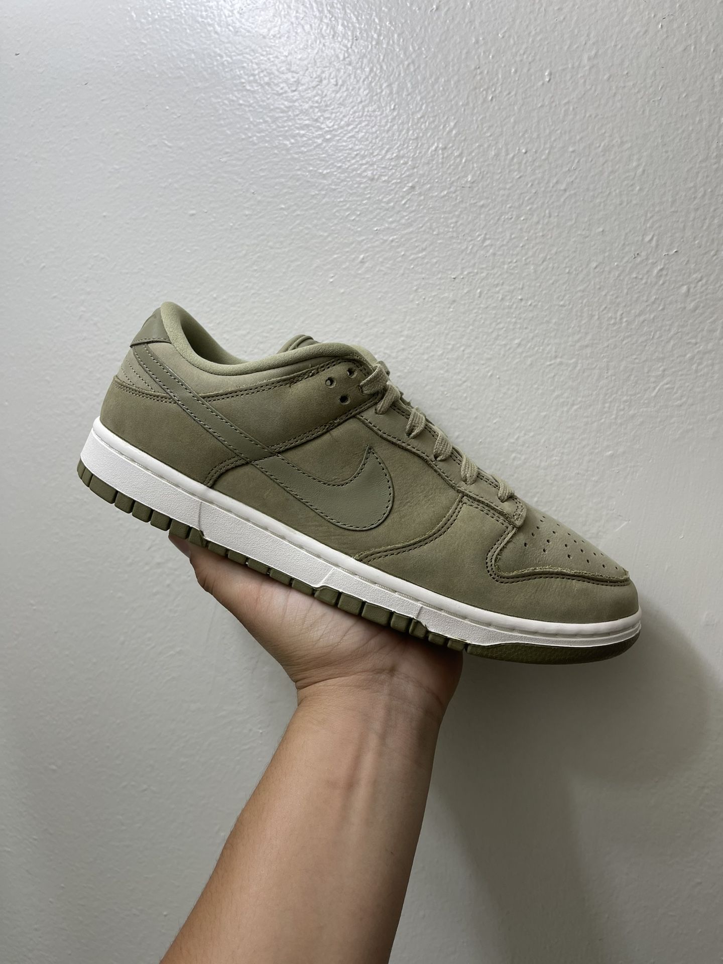Nike Dunk Low “Women’s Neutral Olive” Size 9 In Men/ 10.5W