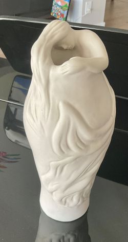 Van Briggle White Lorelei Vase