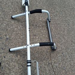 Pull Up Bar