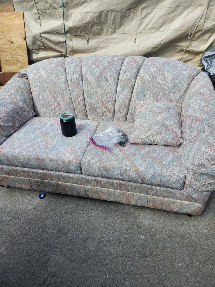 Free couch