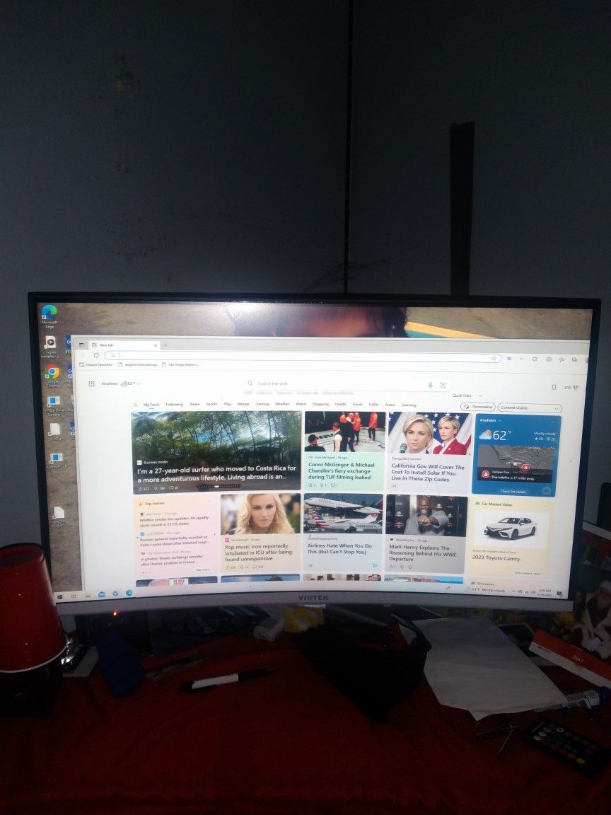 VIOTEK GNV32DB 32-Inch Curved Gaming Monitor | 144Hz WQHD 2560 x 1440p