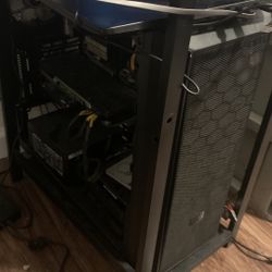 Gaming PC (NEEDS PARTS/NOT WORKING)