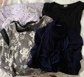 Women’s Jr Medium Blouses Or Dress $3 each