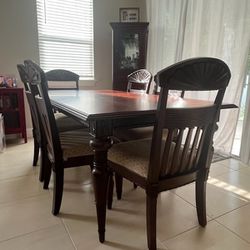 Dining Room Table Set w/6 Chairs