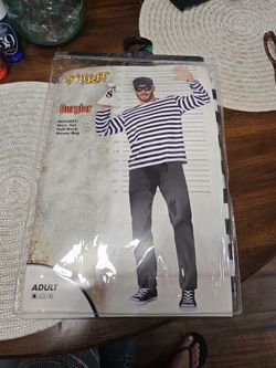 Men's Burglar Costume