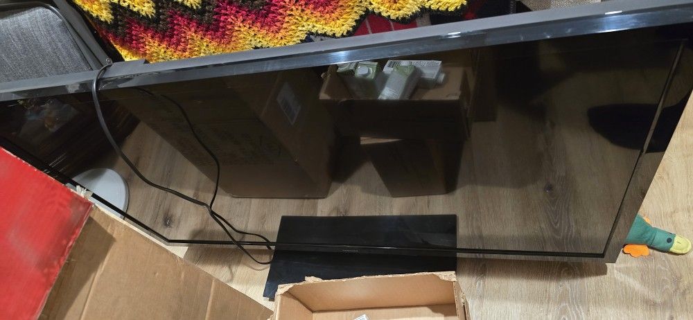 Make An Offer .... Toshiba 50inch Flat-screen 