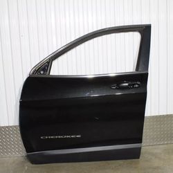 2014-2023 Jeep Cherokee Front Left Door