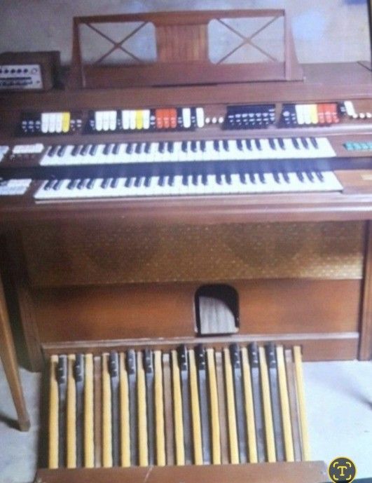 Vintage Organ With Bench, See 2 Pics