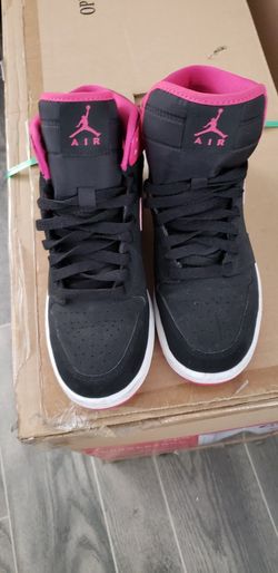 Jordan 1 Retro Pink Shoes