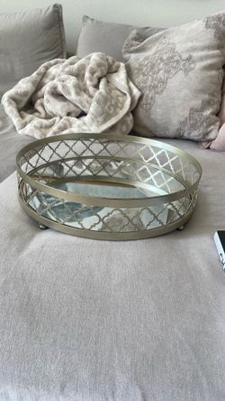 Coffee table tray