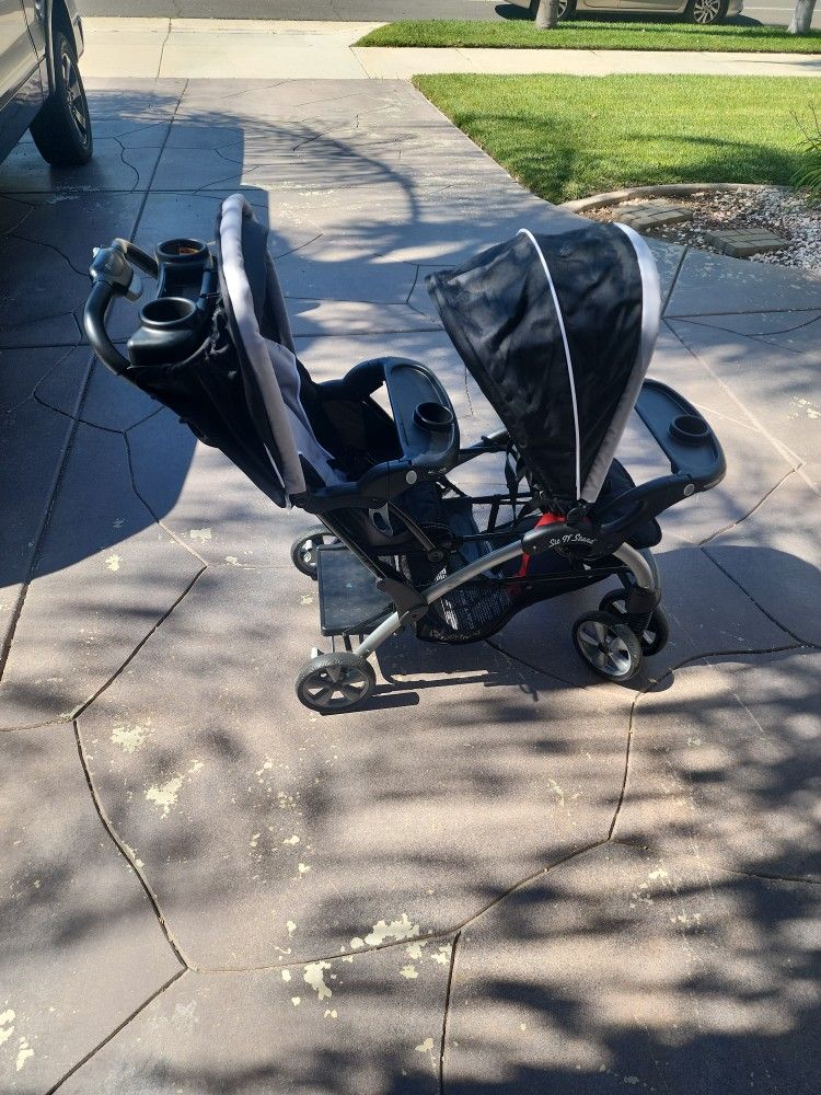 Double Stroller Babytrend