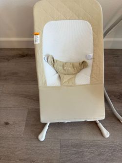Baby bouncer