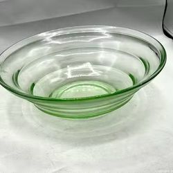 Swedish Modern Glass Bowl – William Stenberg for Gullaskruf (c. 1930s–40s)