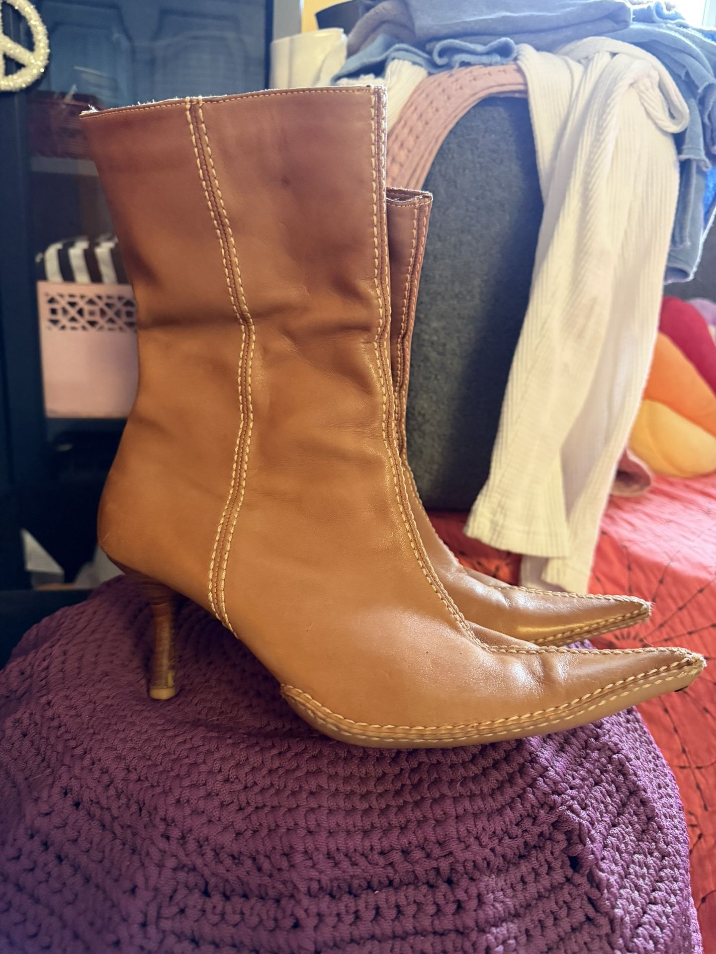 Leather ankle boots size 9