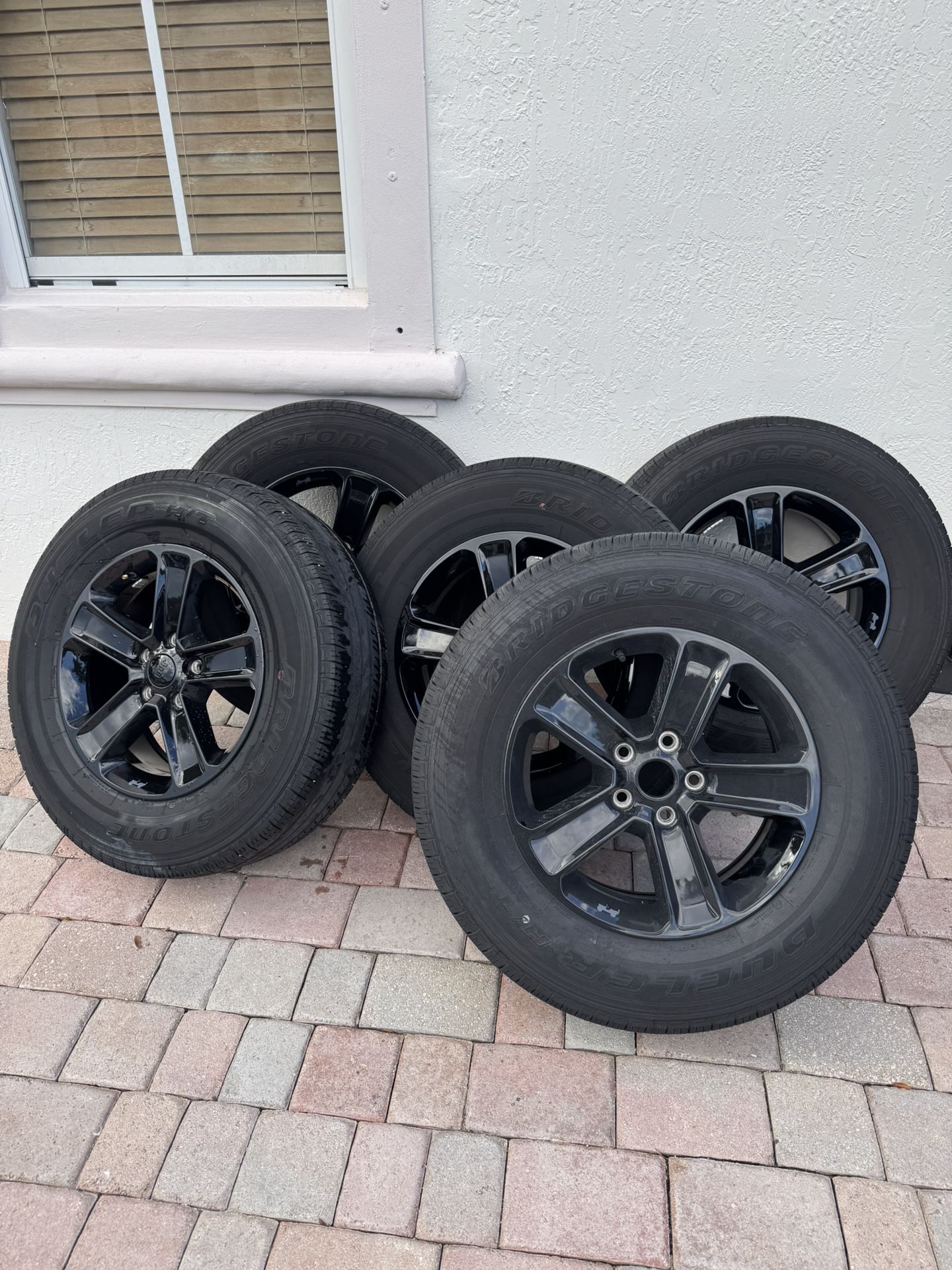5 Wheels for Jeep Wrangler – 18” – $650