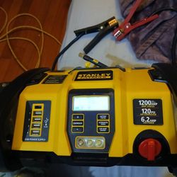 Stanley Fatmax 1200 Peak Amp Jump Starter / Air Compressor
