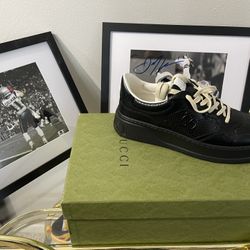 Gucci GG Embossed Black Leather 10.5