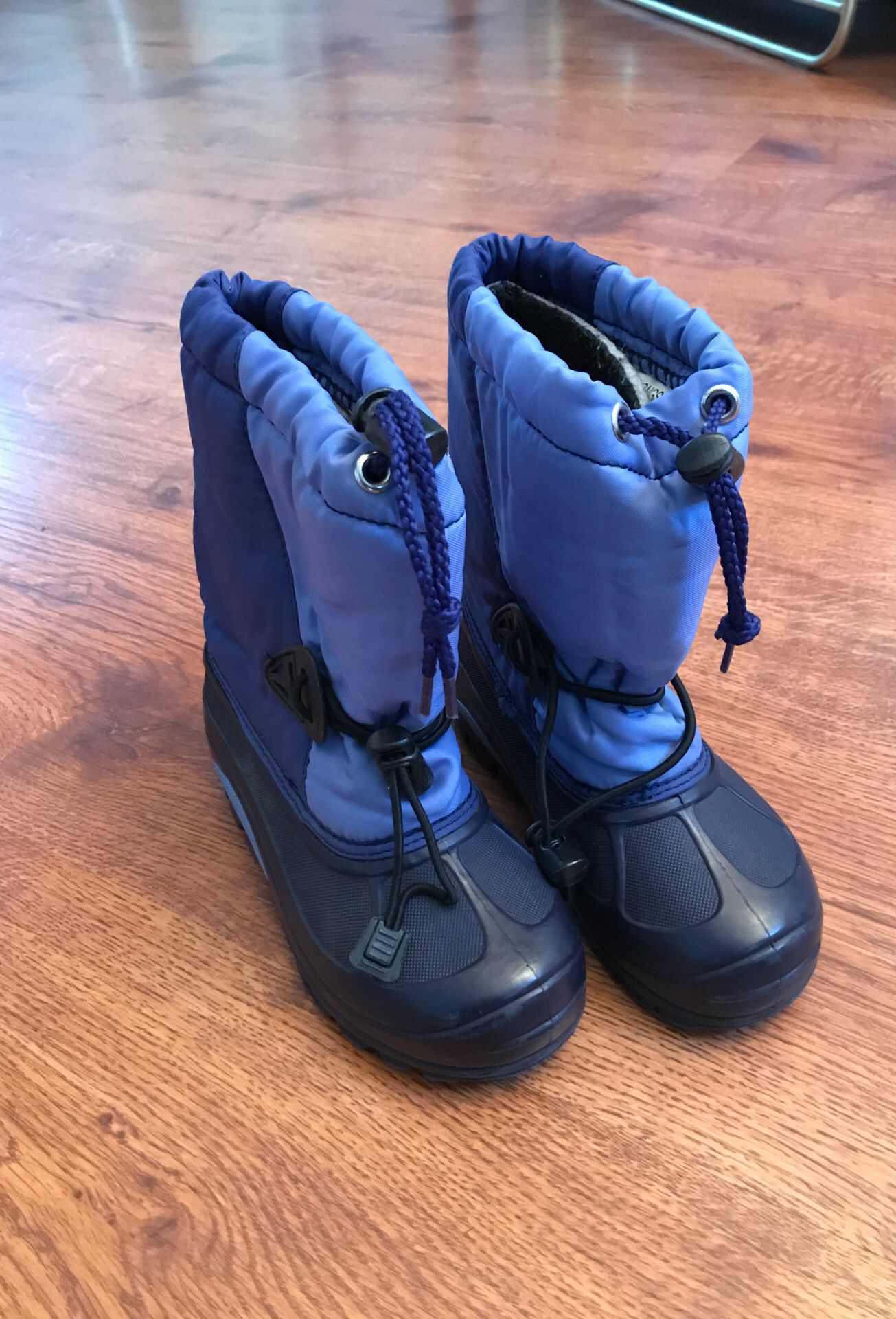 Snow boots size 12