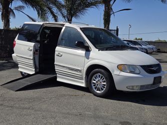 2001 Chrysler Town & Country