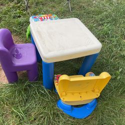 An Outside Set For Children To Play, The Table Is Very Strong, All For $15 (NO SHIPPING)
