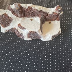 VINTAGE VILLAGE  DISPLAY PLATFORM