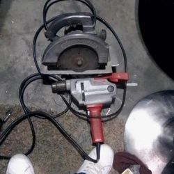 Chainsaw Milwaukee Have Three 13 Mm Compact Hole Shooter