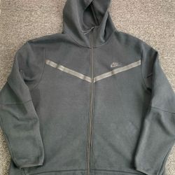 !RARE! OG Black Nike Tech Size XXL 