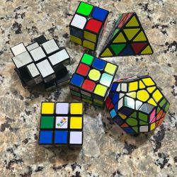 Rubiks Cube Bundle 