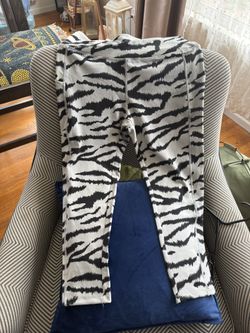 Women’s Exercise Leggings