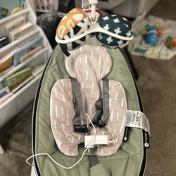 4Moms MamaRoo Baby Swing
