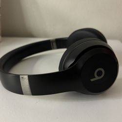 Beats Solo 4 Headphone