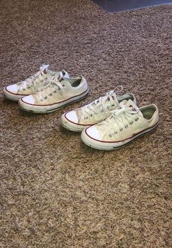 White converse, woman’s size 7 men size 5