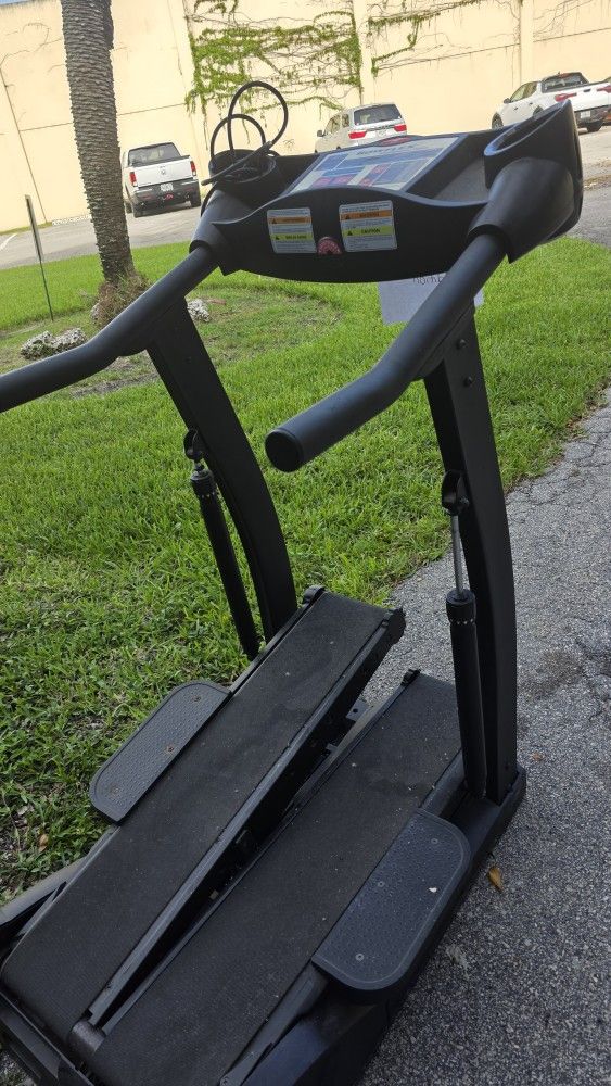 Exercise Treadclimber
