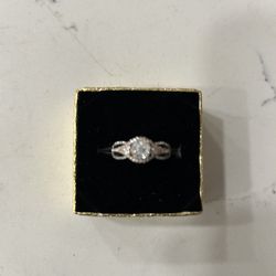 Diamond ring size 6 1/2