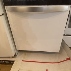 Dishwasher whirlpool Blanca