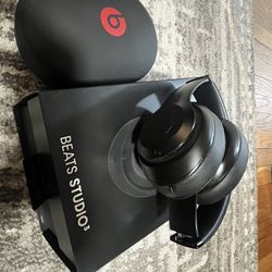 Beats Studio 3