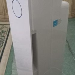 Air purifier Made by germ guardian.