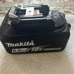 Pila Nueva Makita