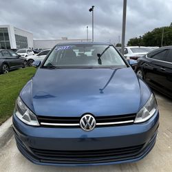 2017 Volkswagen Golf Wolfsburg Edition FWD Automatic