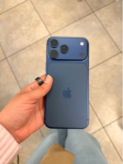 iPHONE 17 PRO MAX UNLOCKED 256GB