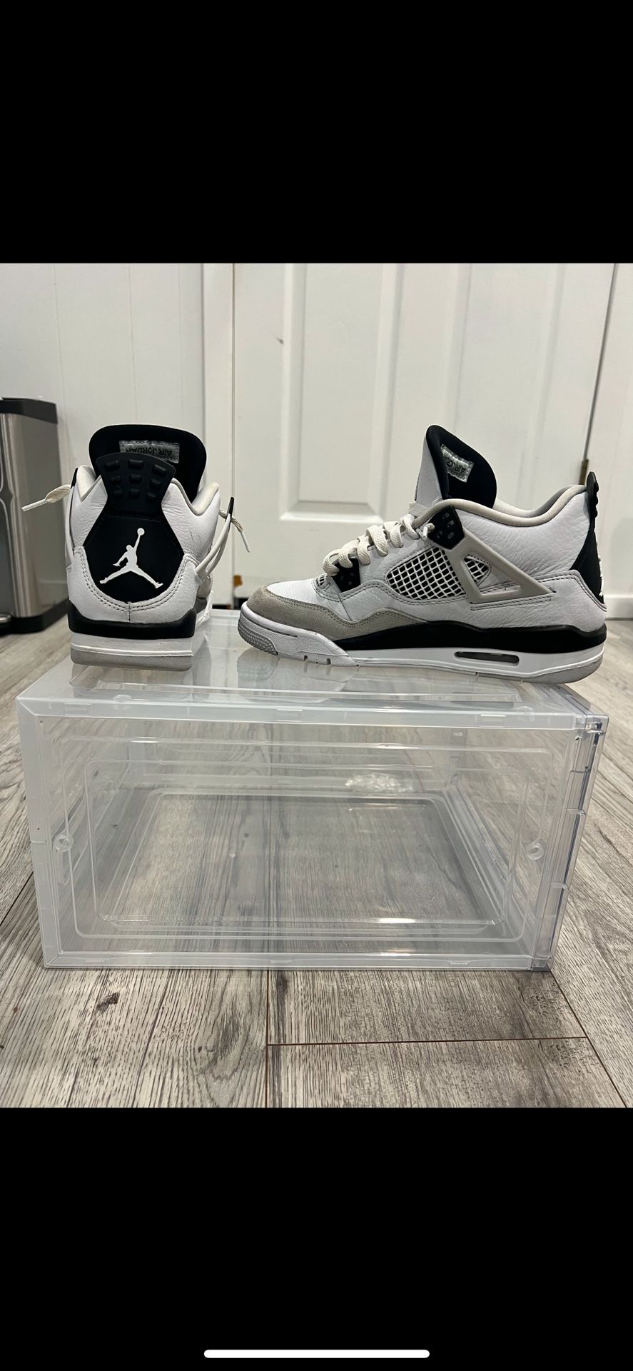 Jordan 4 Military Black